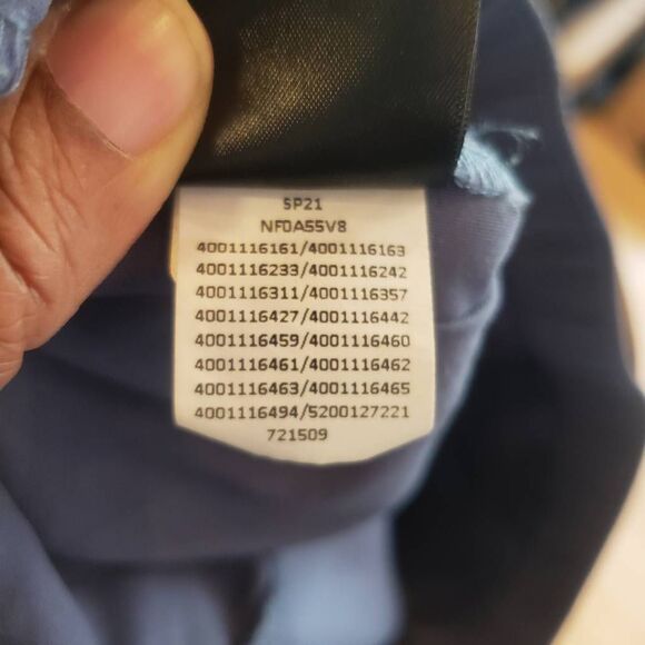 The North Face Men's Cargo Shorts - Blue - Picture 5 of 6